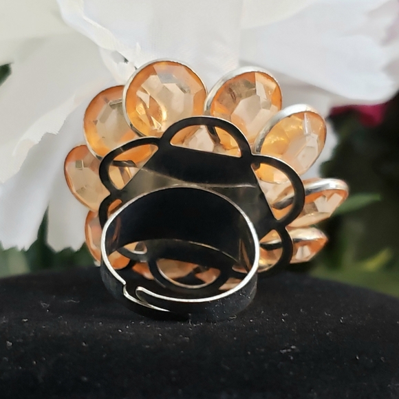Vint Orange Marmalade Flower Power Ring FS Rhinestone Center 1.5 x 1.5 - Picture 3 of 9